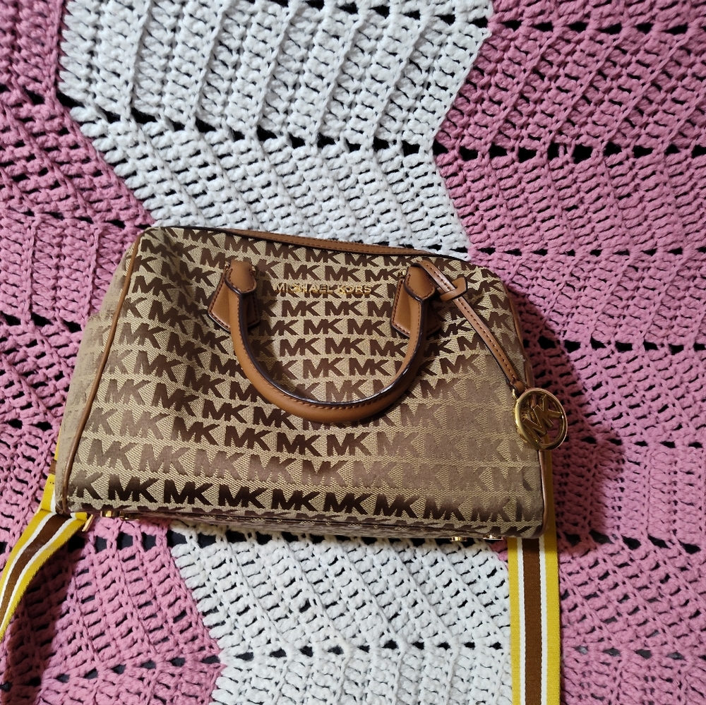 Michael Kors Bedford satchel
